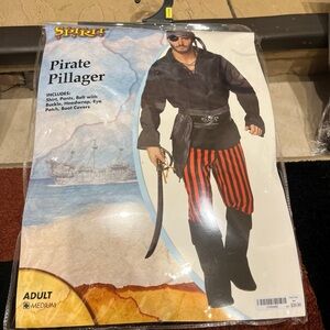 Men’s Pirate Halloween Costume